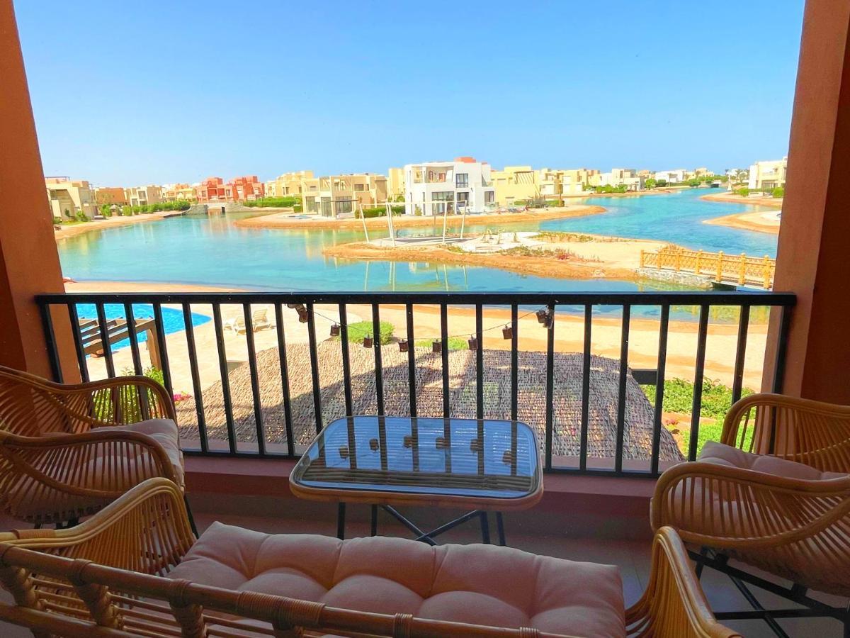 Boho Chic - Scenic Lagoon View At Tawila, Gouna