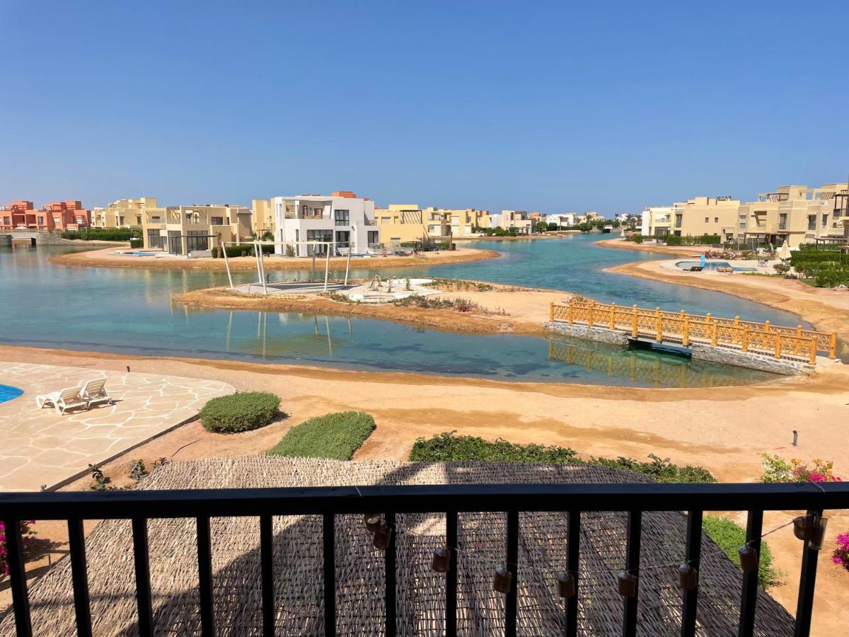 Boho Chic - Scenic Lagoon View At Tawila, Gouna Apartment *